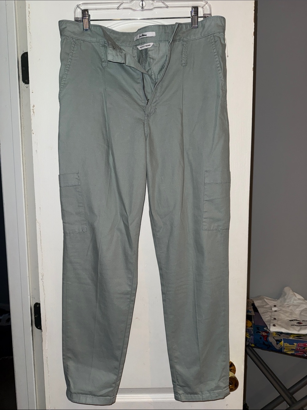 Sam Edelman Sage Green Men's Cargo Pants - Picture 2 of 5